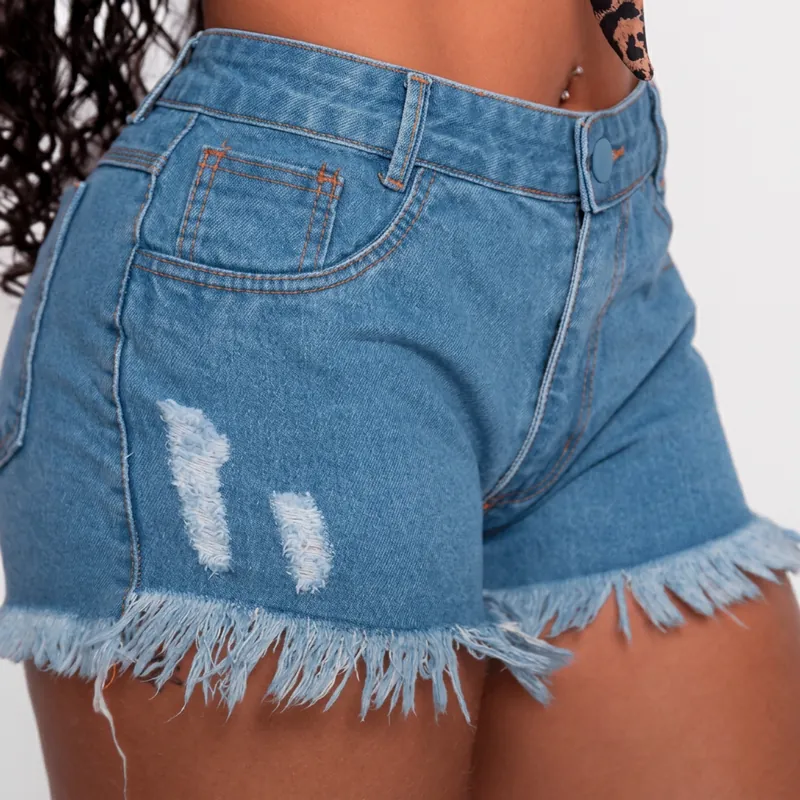 Short jeans desfiado